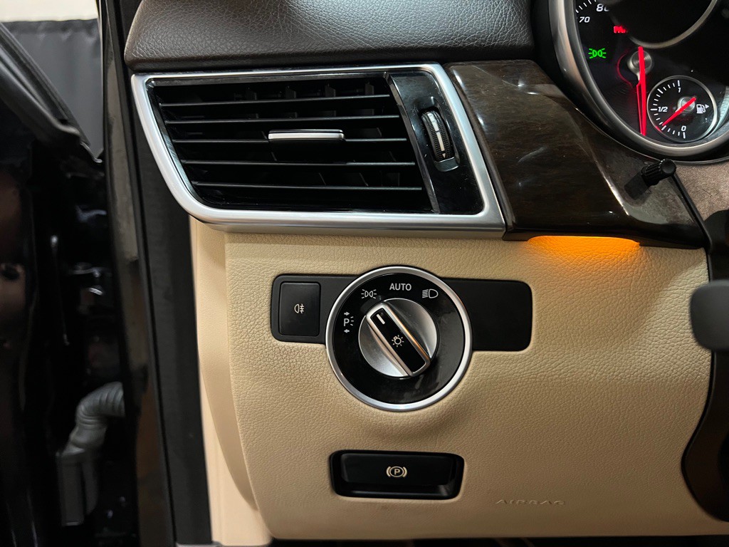 2016 Mercedes-Benz GLE-Class Image 25