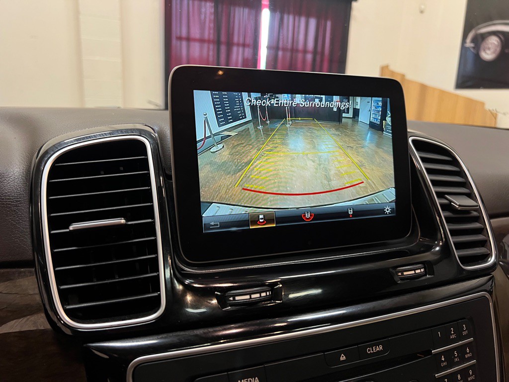 2016 Mercedes-Benz GLE-Class Image 28