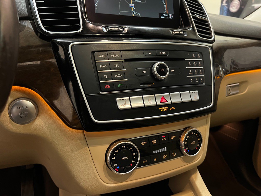 2016 Mercedes-Benz GLE-Class Image 29