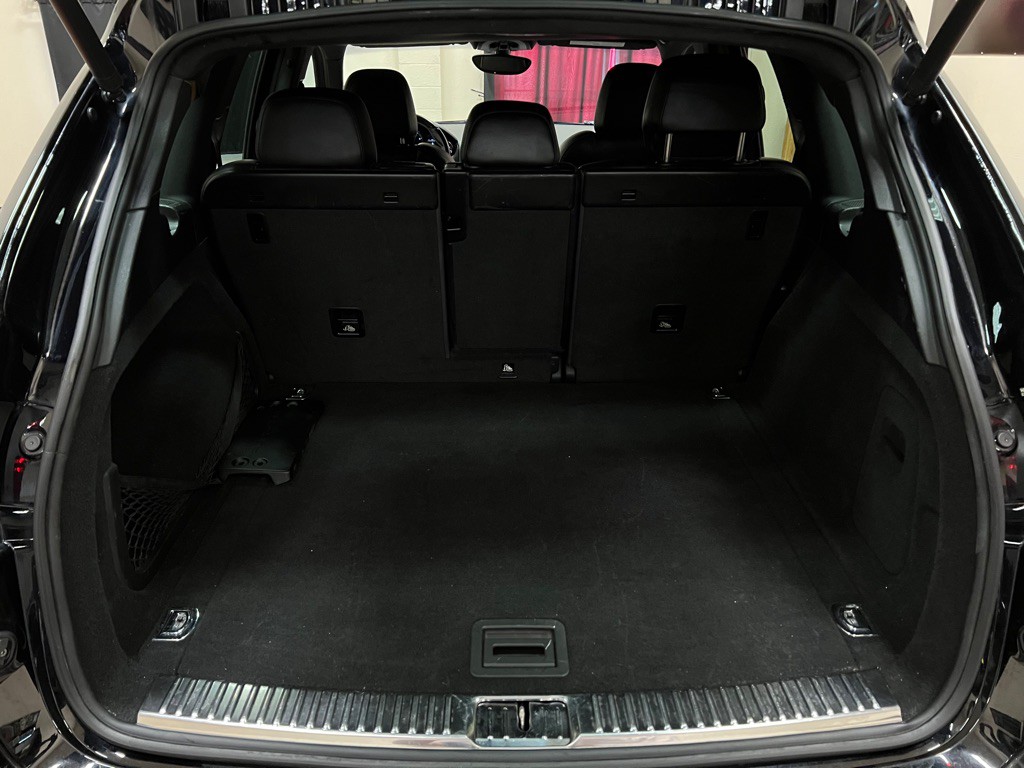 2016 Porsche Cayenne Image 42