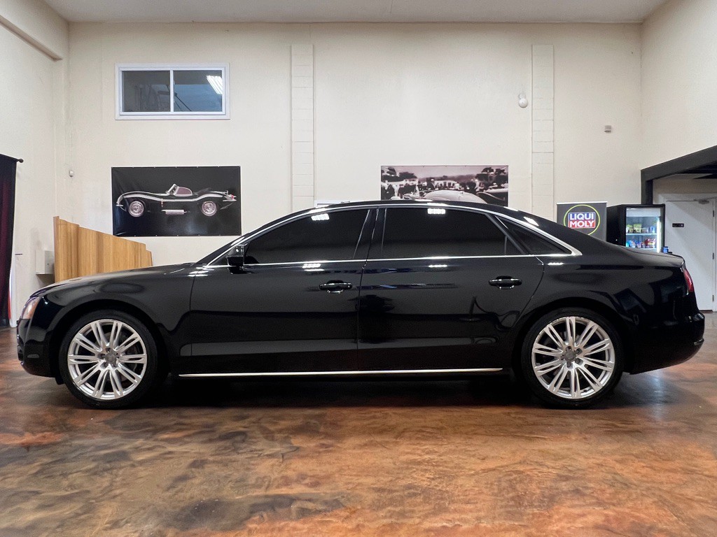 2014 Audi A8 Image 6