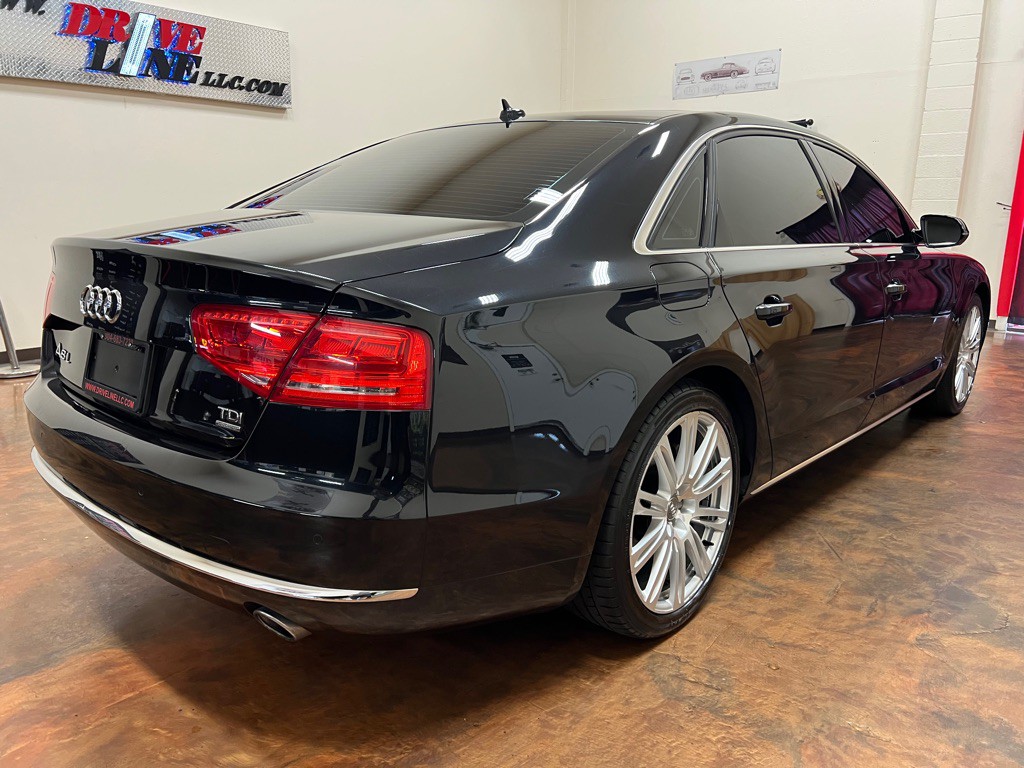 2014 Audi A8 Image 9