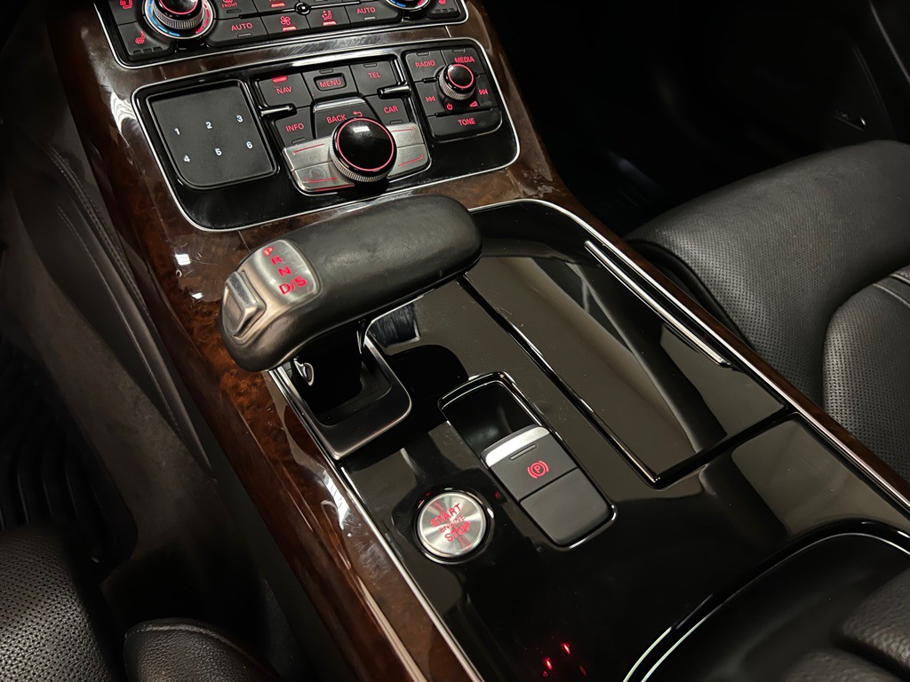 2014 Audi A8 Image 37