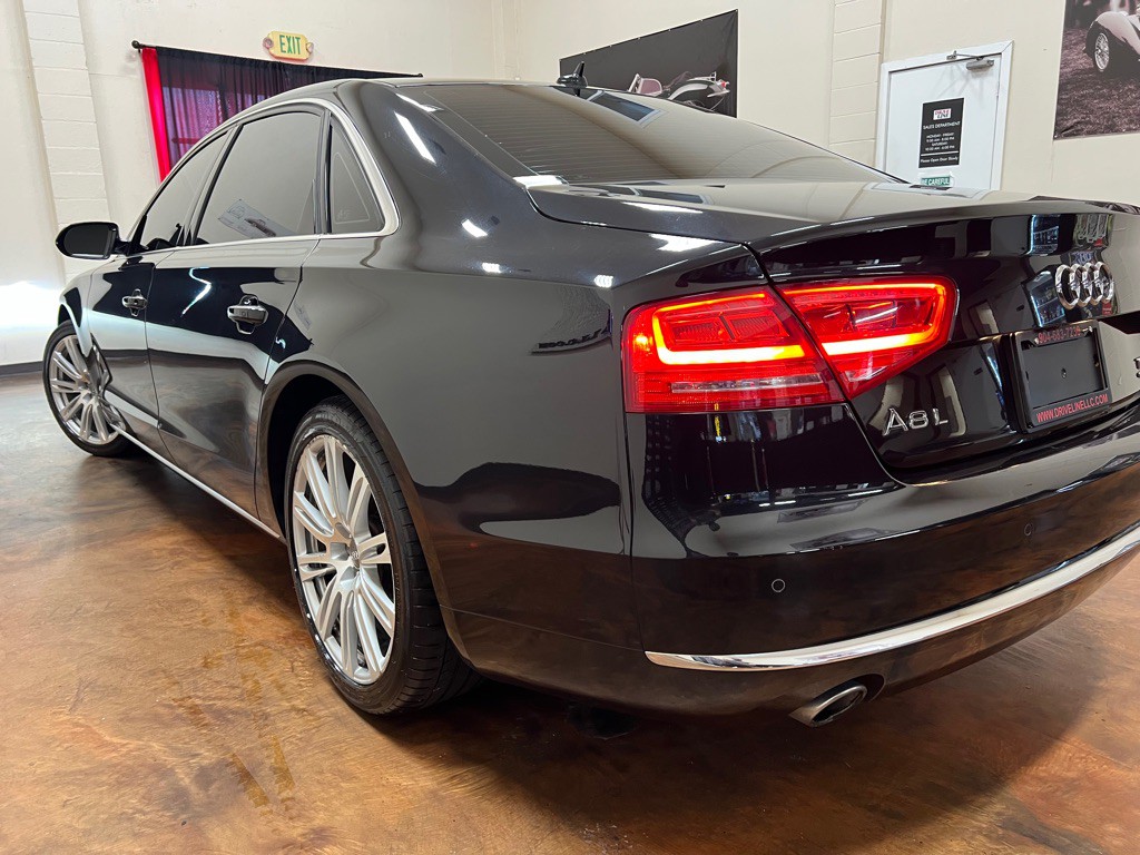 2014 Audi A8 Image 42