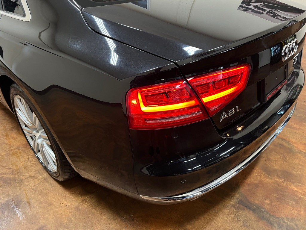 2014 Audi A8 Image 46