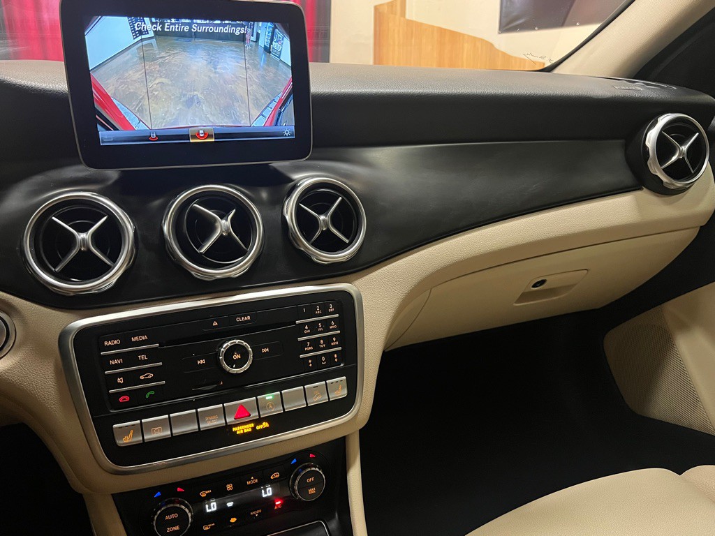 2019 Mercedes-Benz GLA-Class Image 21
