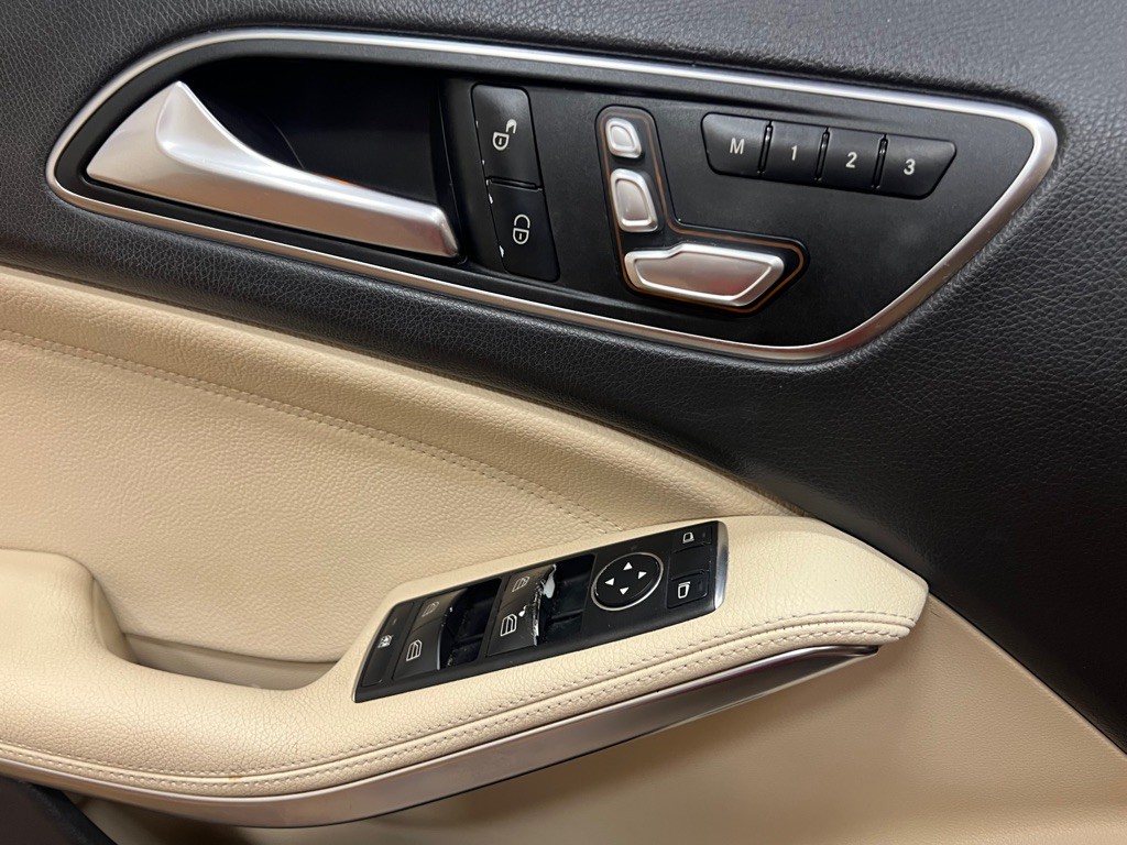 2019 Mercedes-Benz GLA-Class Image 24