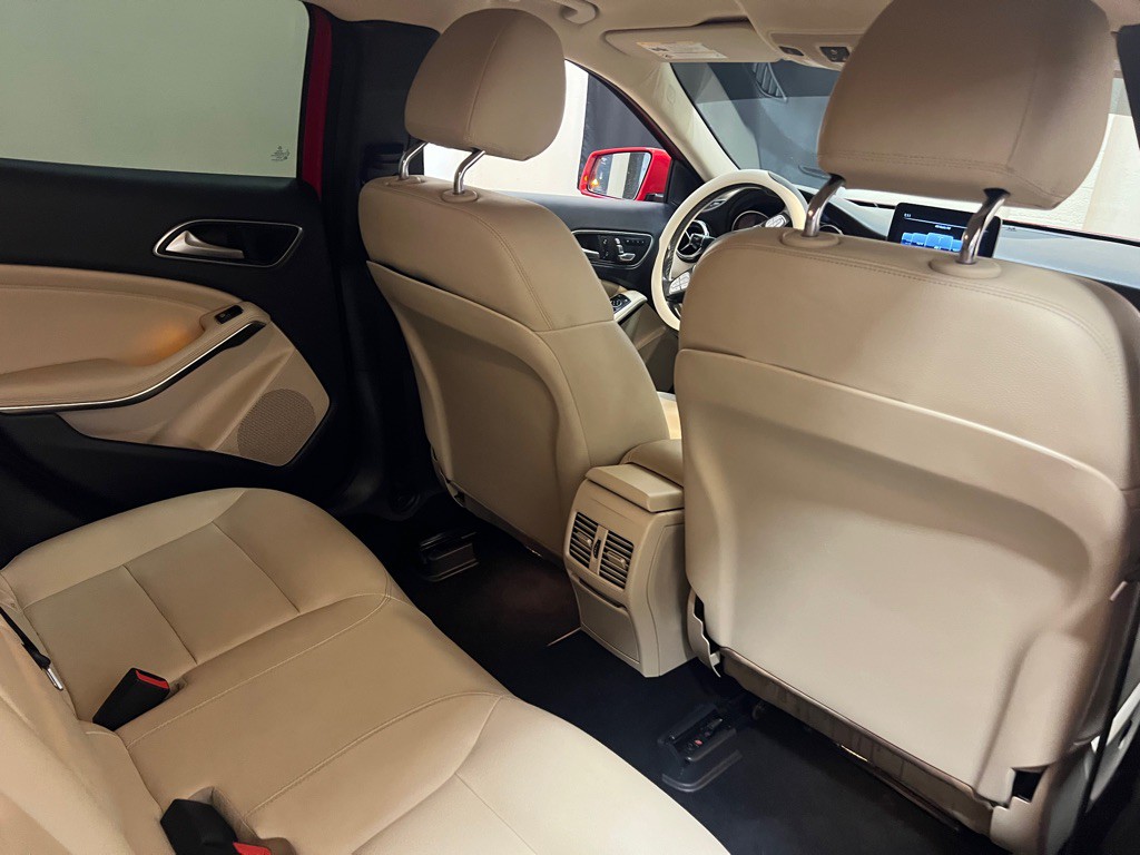 2019 Mercedes-Benz GLA-Class Image 35