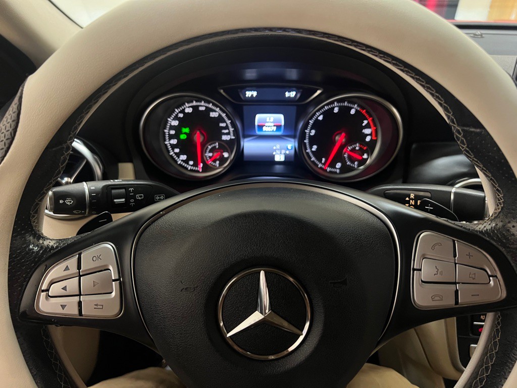 2019 Mercedes-Benz GLA-Class Image 44