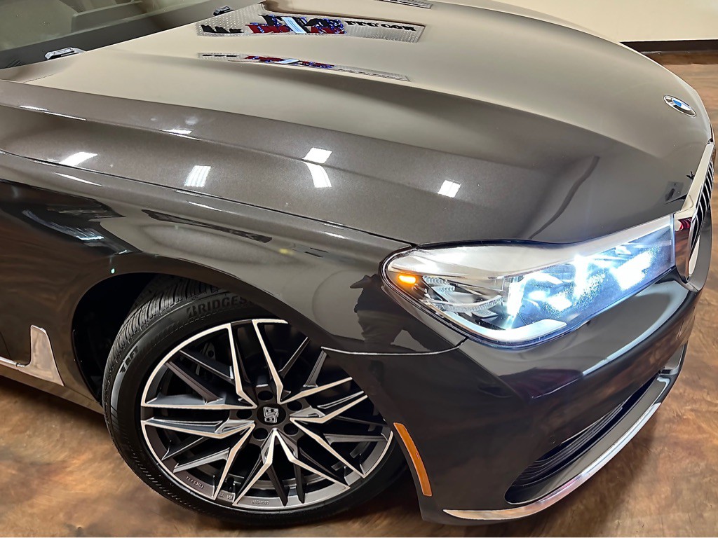 2016 BMW 7 Series Image 37