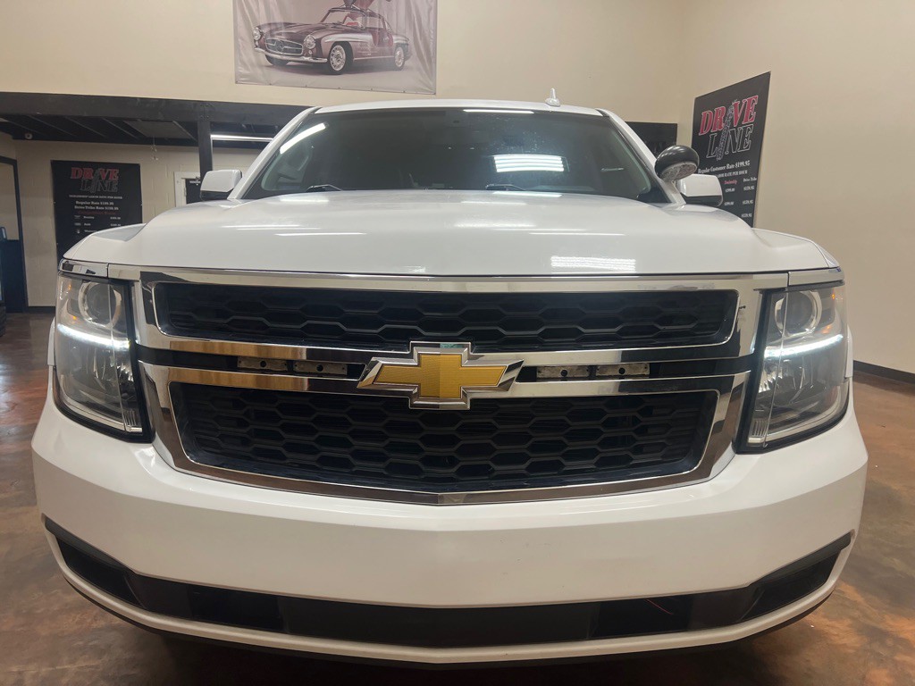 2017 Chevrolet Tahoe Image 4