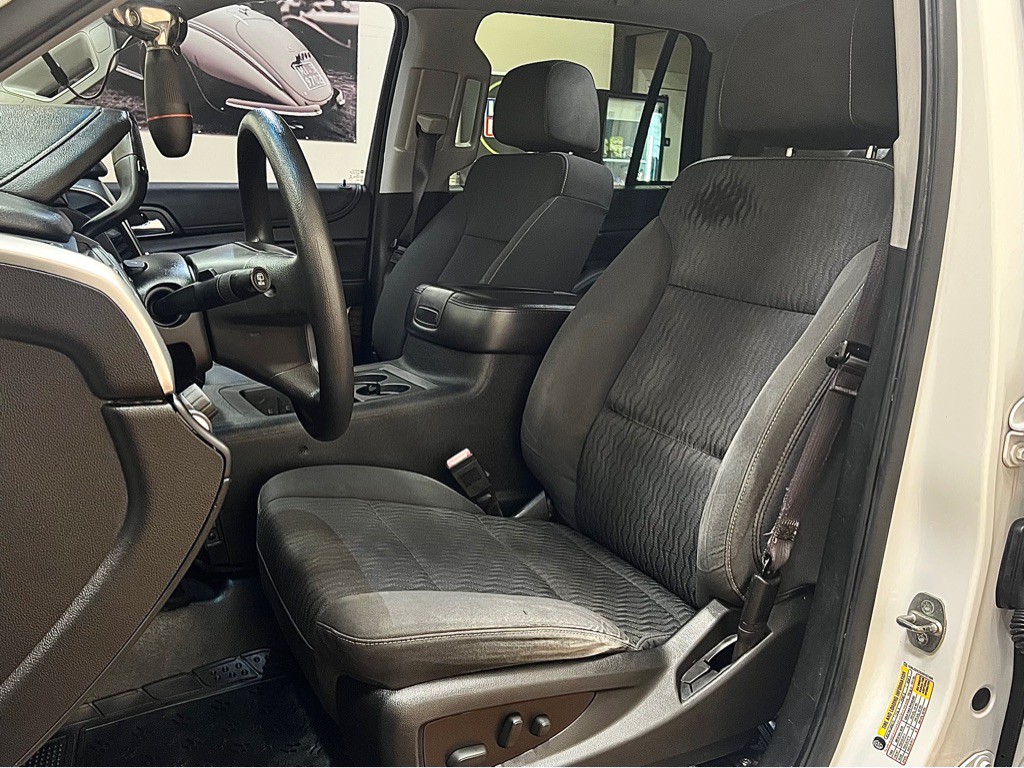 2017 Chevrolet Tahoe Image 11