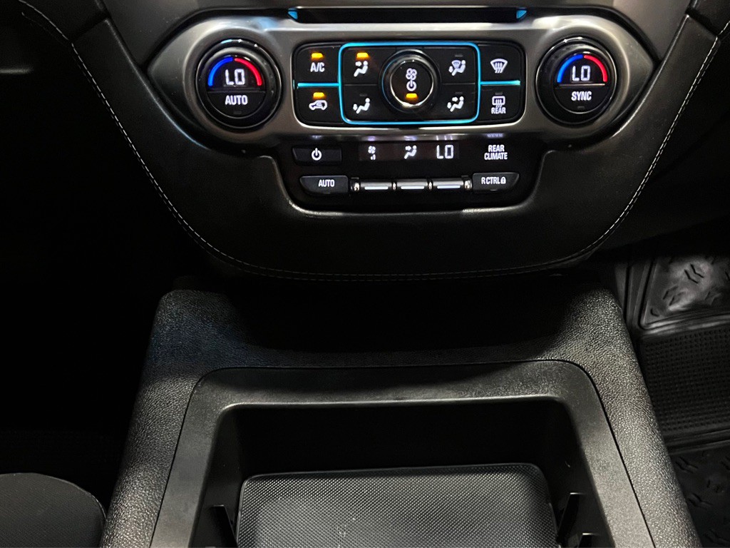 2017 Chevrolet Tahoe Image 14