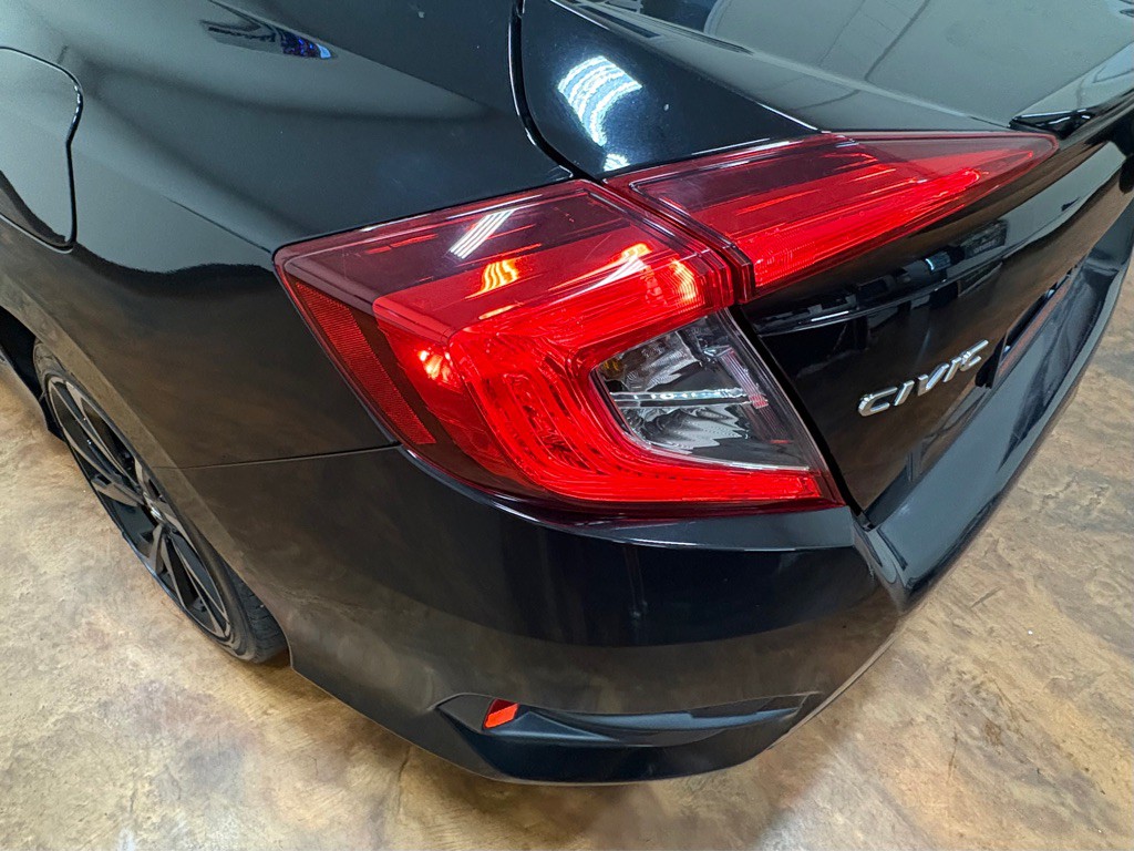 2021 Honda Civic Image 42