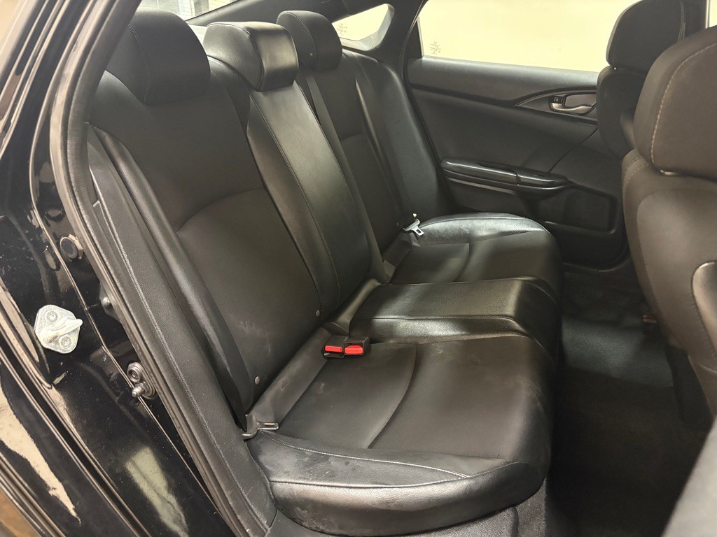 2021 Honda Civic Image 32