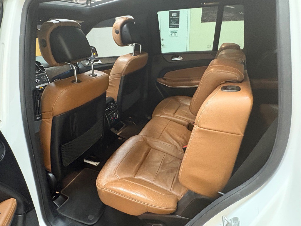 2017 Mercedes-Benz GLS-Class Image 14
