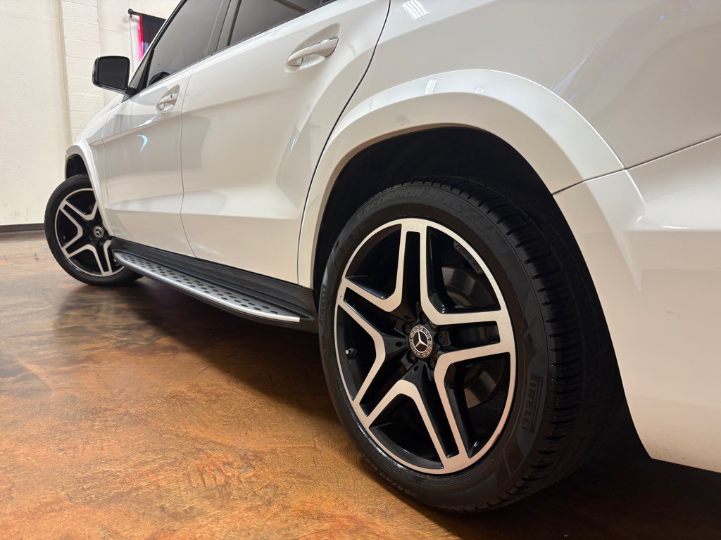 2017 Mercedes-Benz GLS-Class Image 39