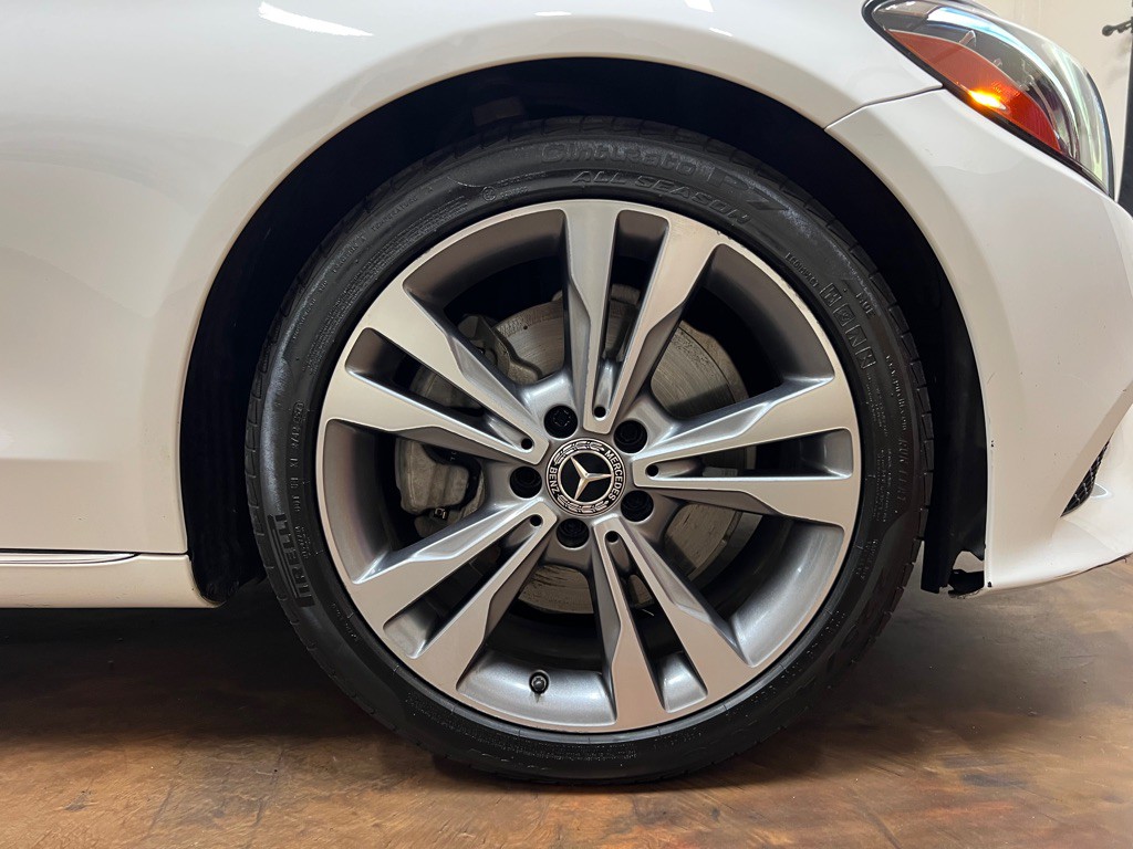 2019 Mercedes-Benz C-Class Image 11