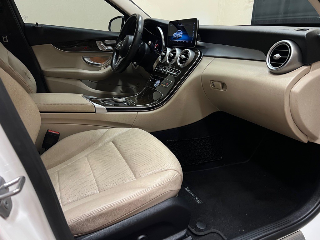 2019 Mercedes-Benz C-Class Image 23