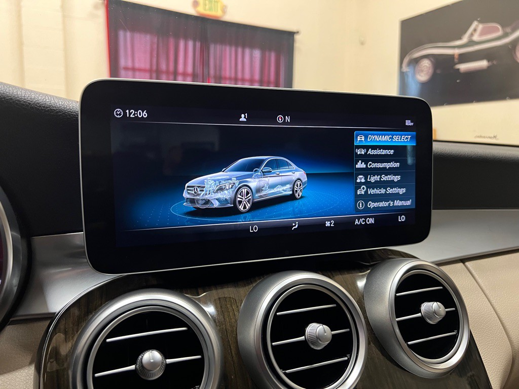 2019 Mercedes-Benz C-Class Image 30