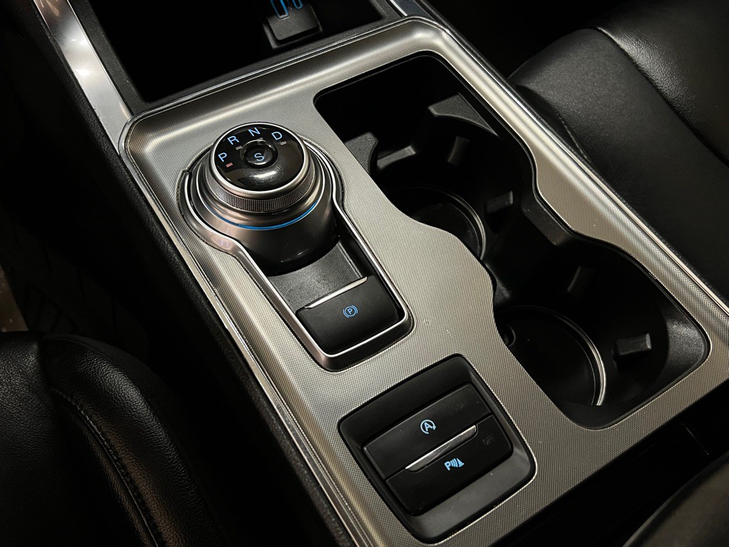 2022 Ford Edge Image 30