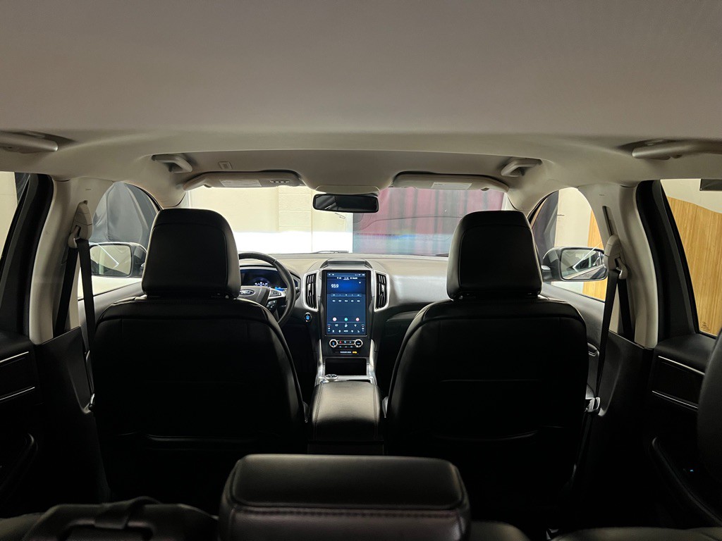 2022 Ford Edge Image 32