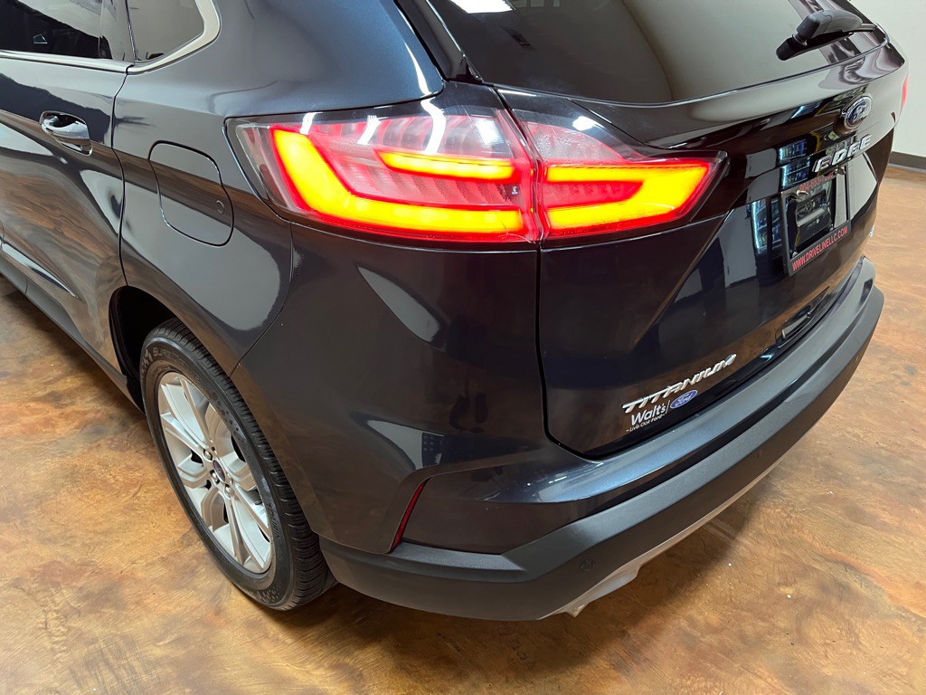2022 Ford Edge Image 43