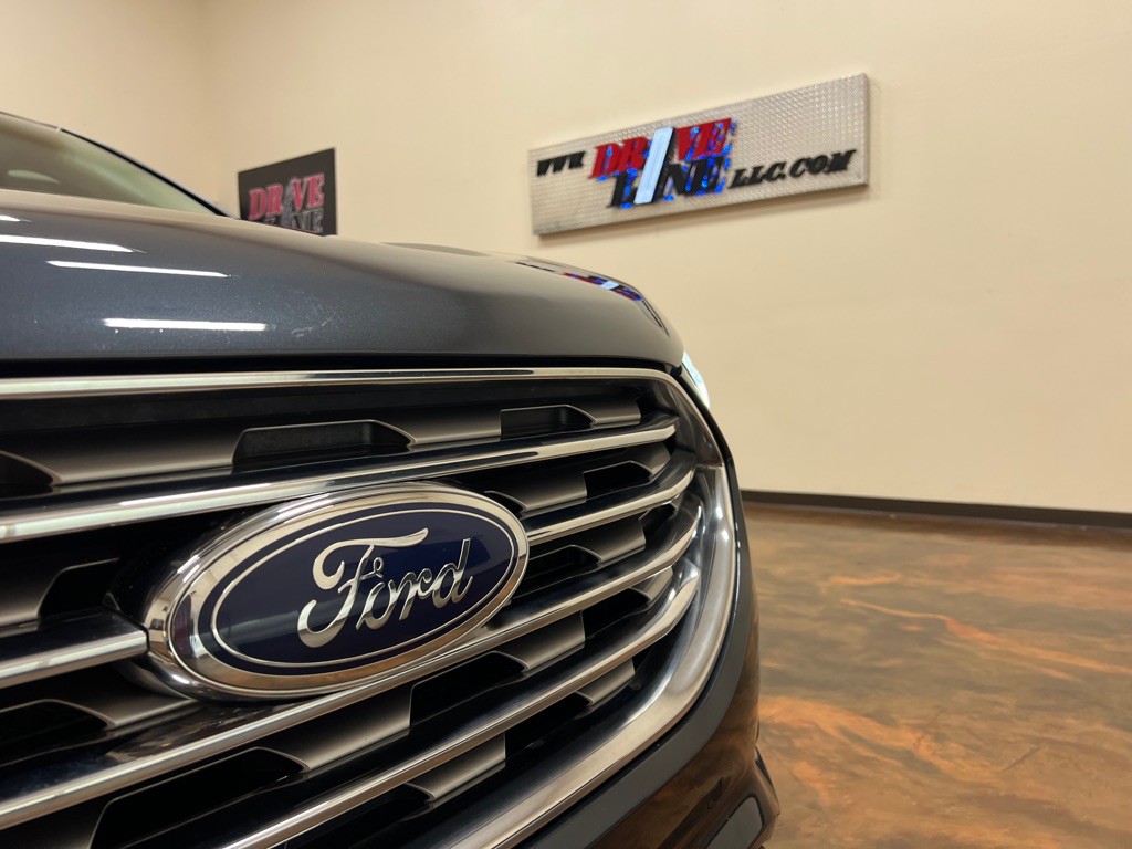 2022 Ford Edge Image 44