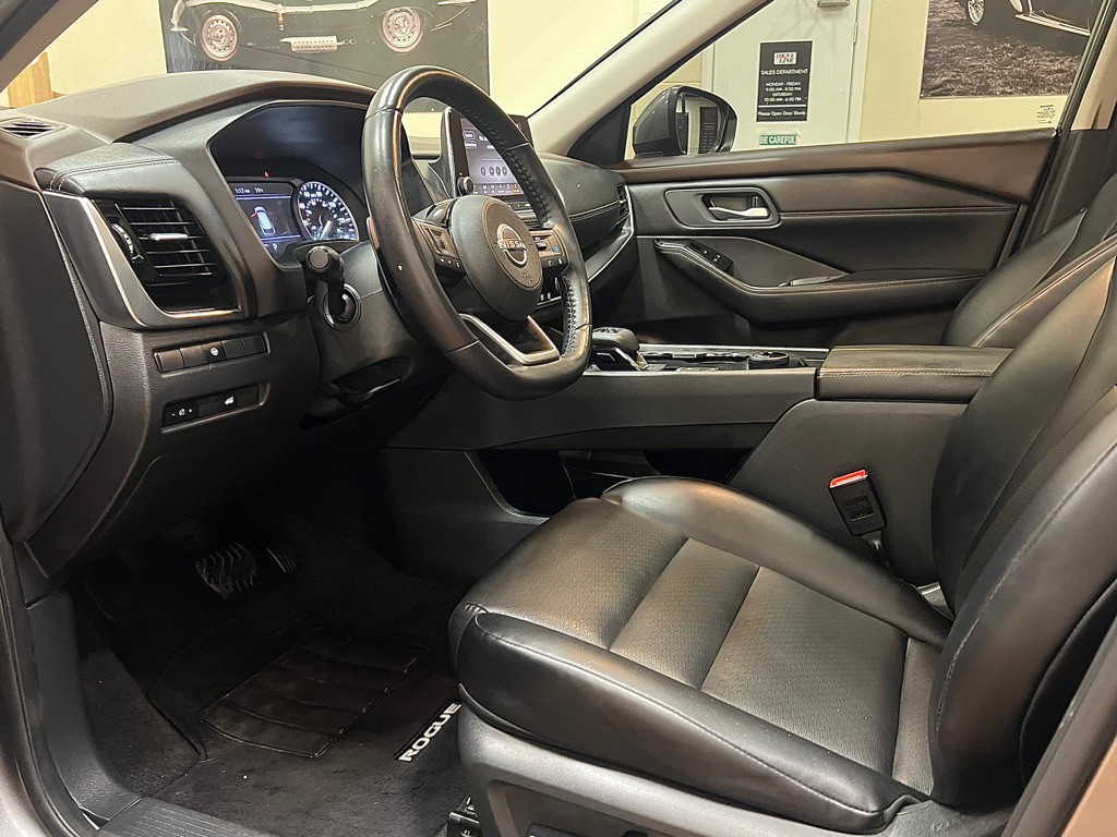 2023 Nissan Rogue Image 12