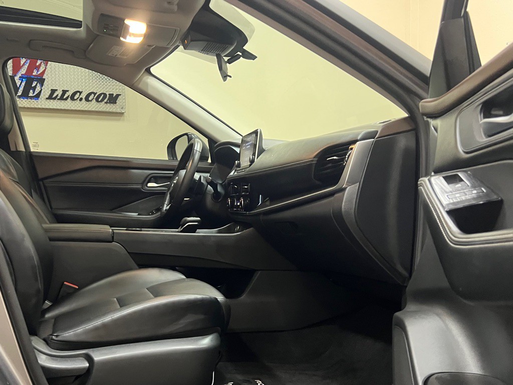2023 Nissan Rogue Image 14