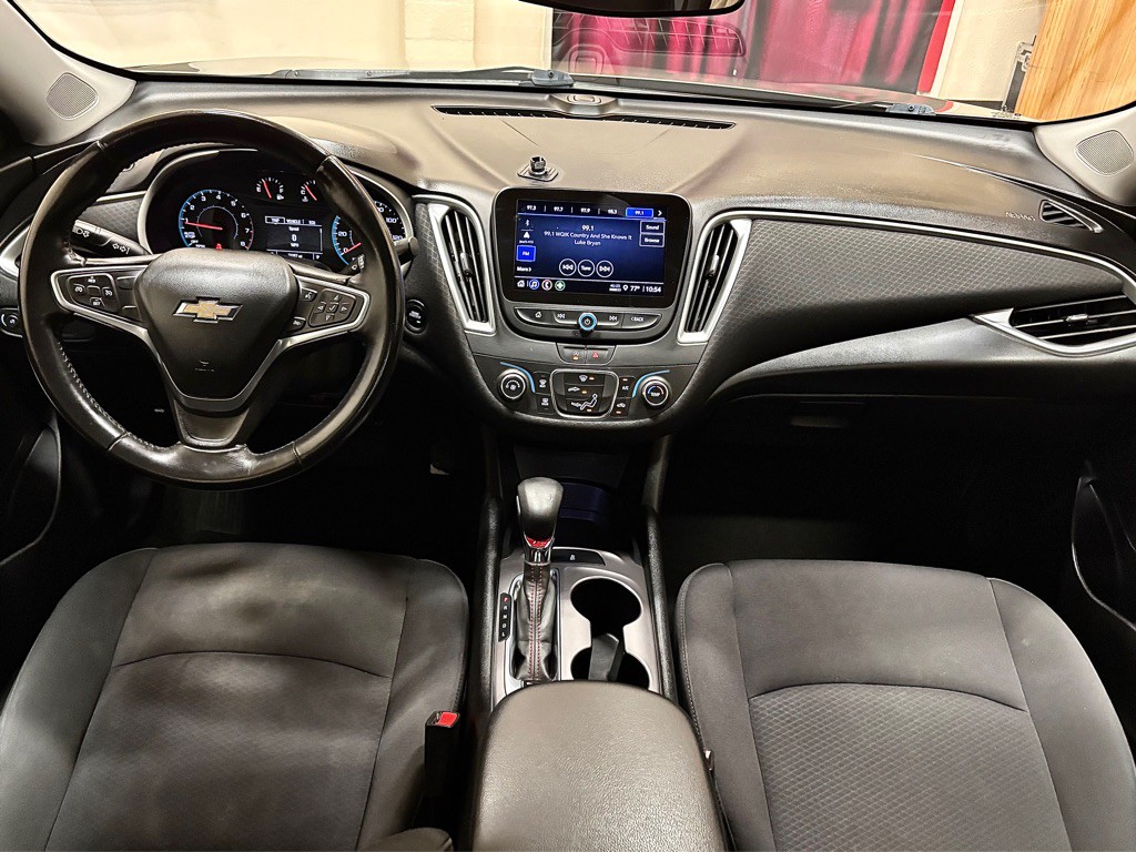 2022 Chevrolet Malibu Image 17