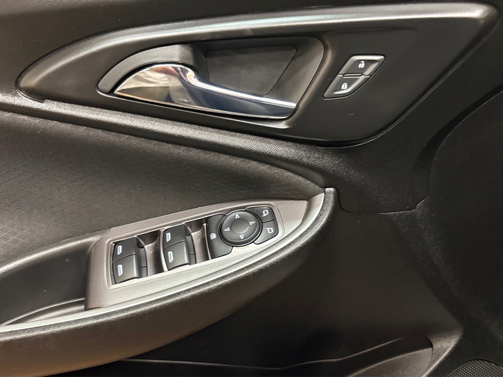 2022 Chevrolet Malibu Image 37