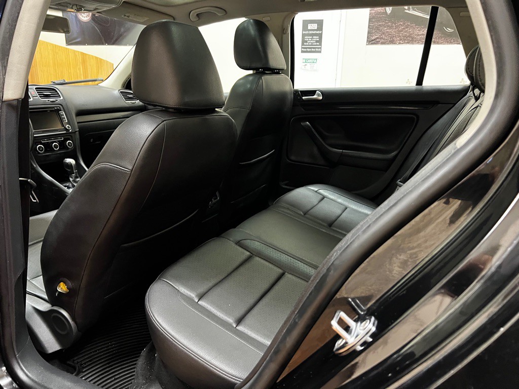2014 Volkswagen Jetta Image 16