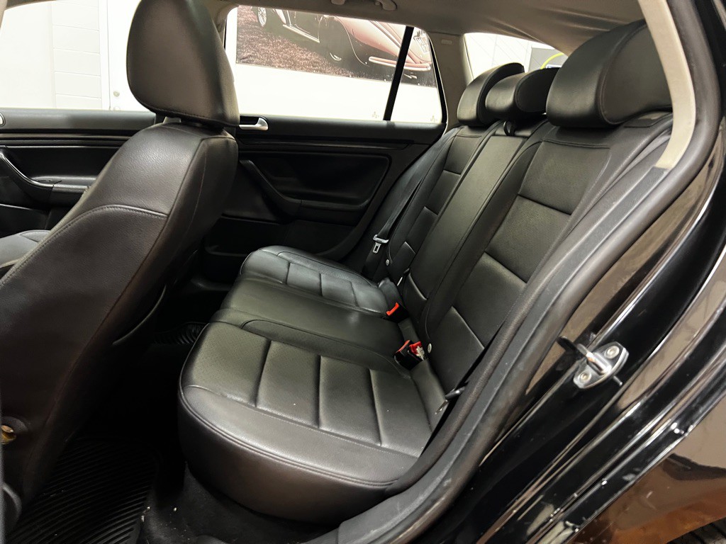 2014 Volkswagen Jetta Image 17