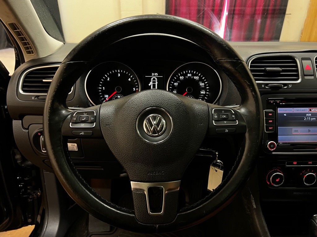 2014 Volkswagen Jetta Image 24