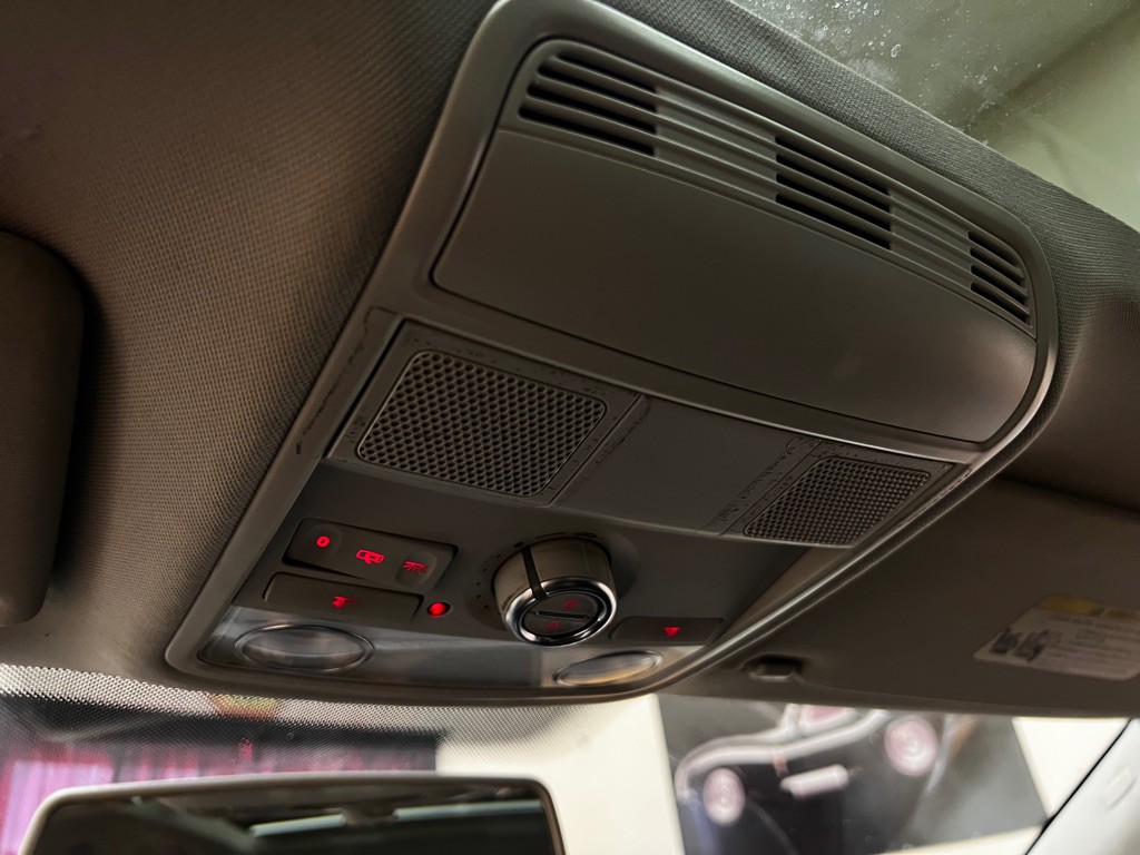 2014 Volkswagen Jetta Image 31
