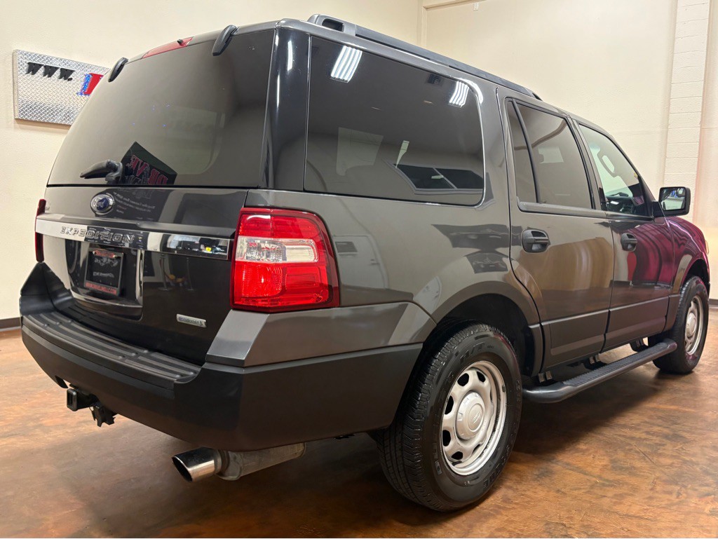2016 Ford Expedition Image 3