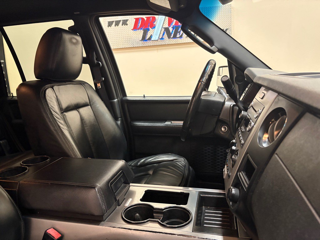 2016 Ford Expedition Image 34