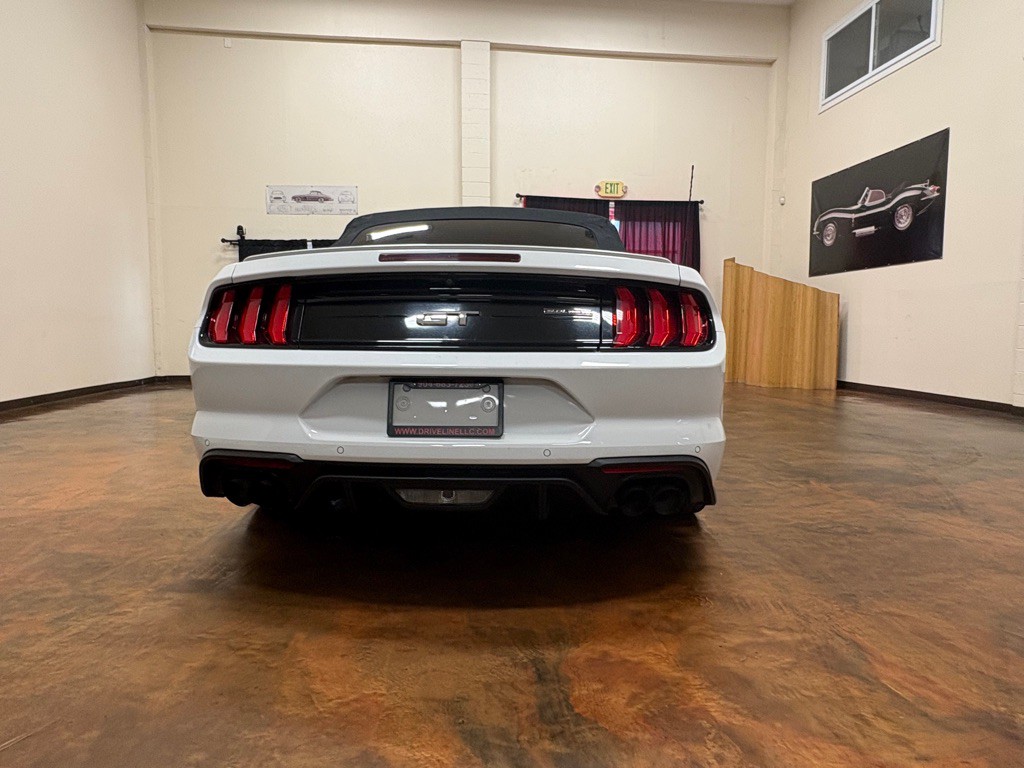 2020 Ford Mustang Image 9