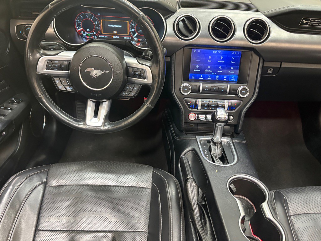 2020 Ford Mustang Image 15