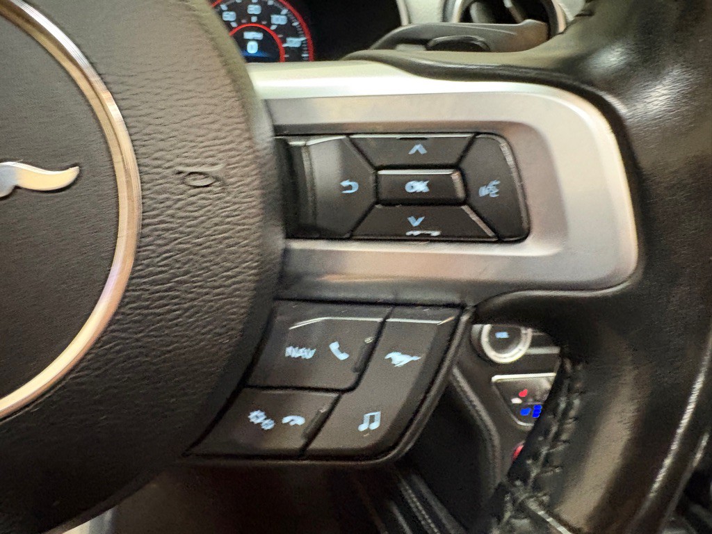 2020 Ford Mustang Image 17