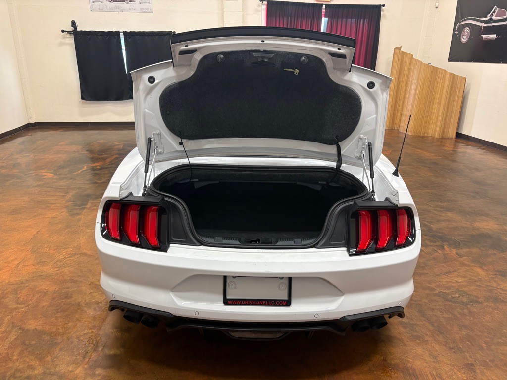 2020 Ford Mustang Image 25