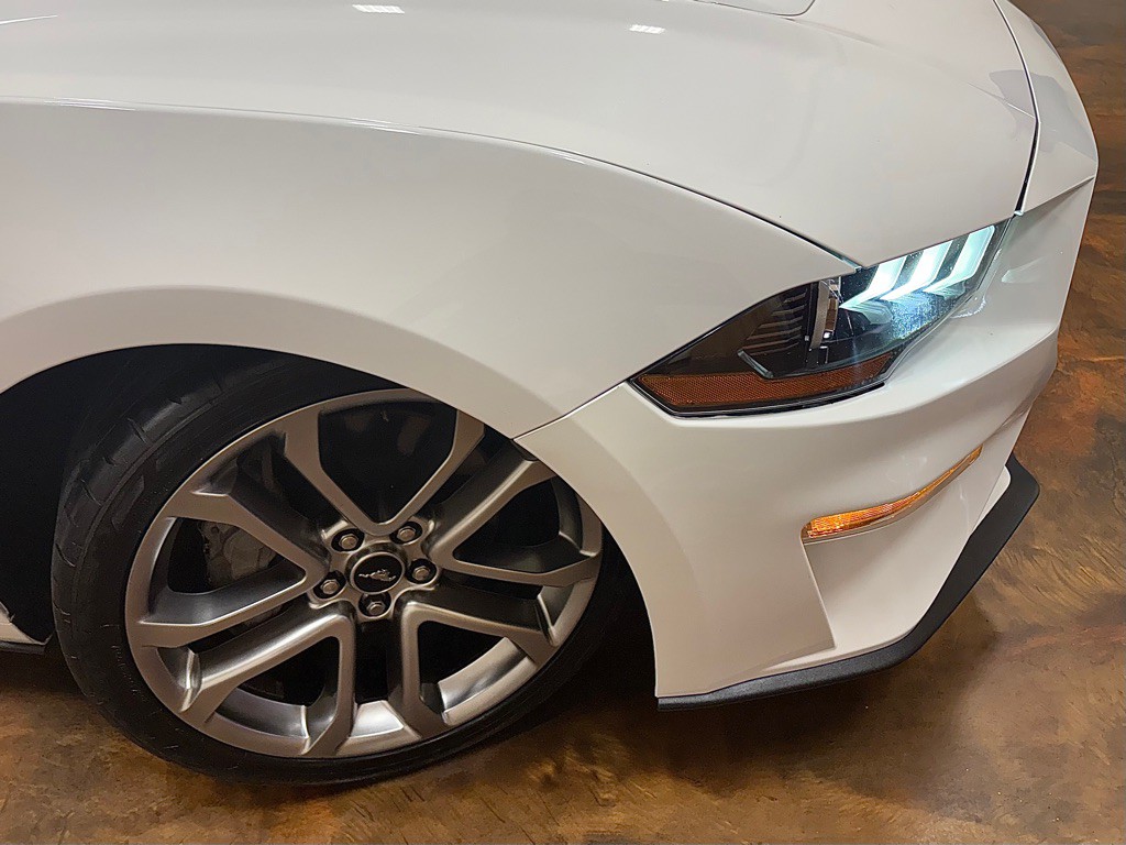 2020 Ford Mustang Image 39