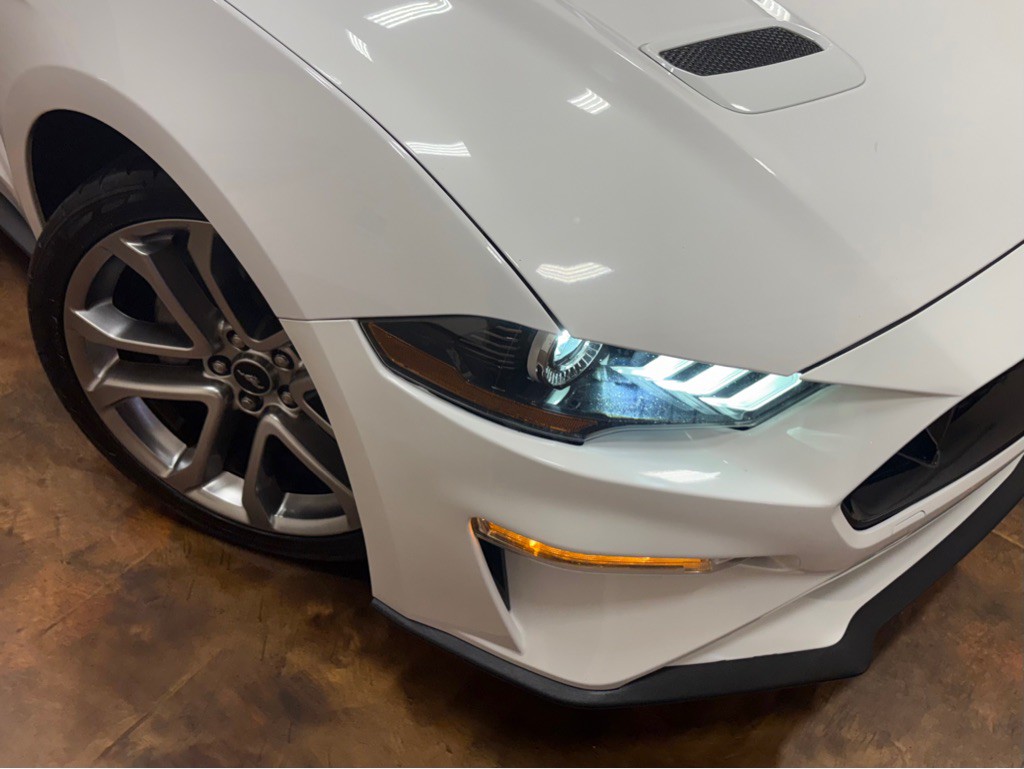 2020 Ford Mustang Image 41