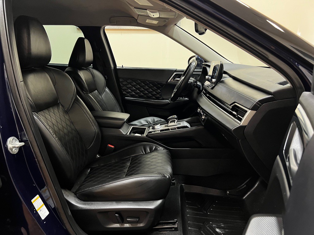 2022 Mitsubishi Outlander Image 27