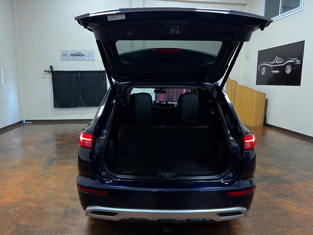 2022 Mitsubishi Outlander Image 47