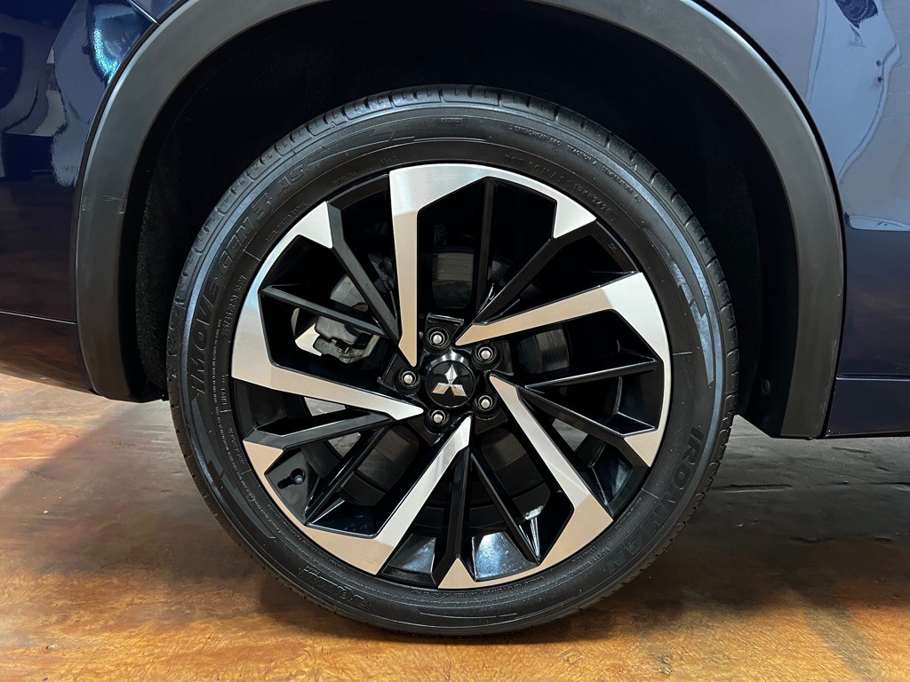 2022 Mitsubishi Outlander Image 53