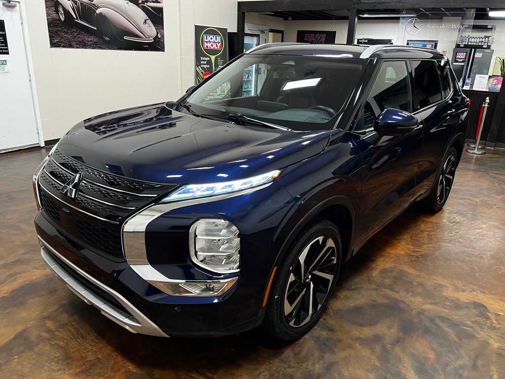 2022 Mitsubishi Outlander Image 57