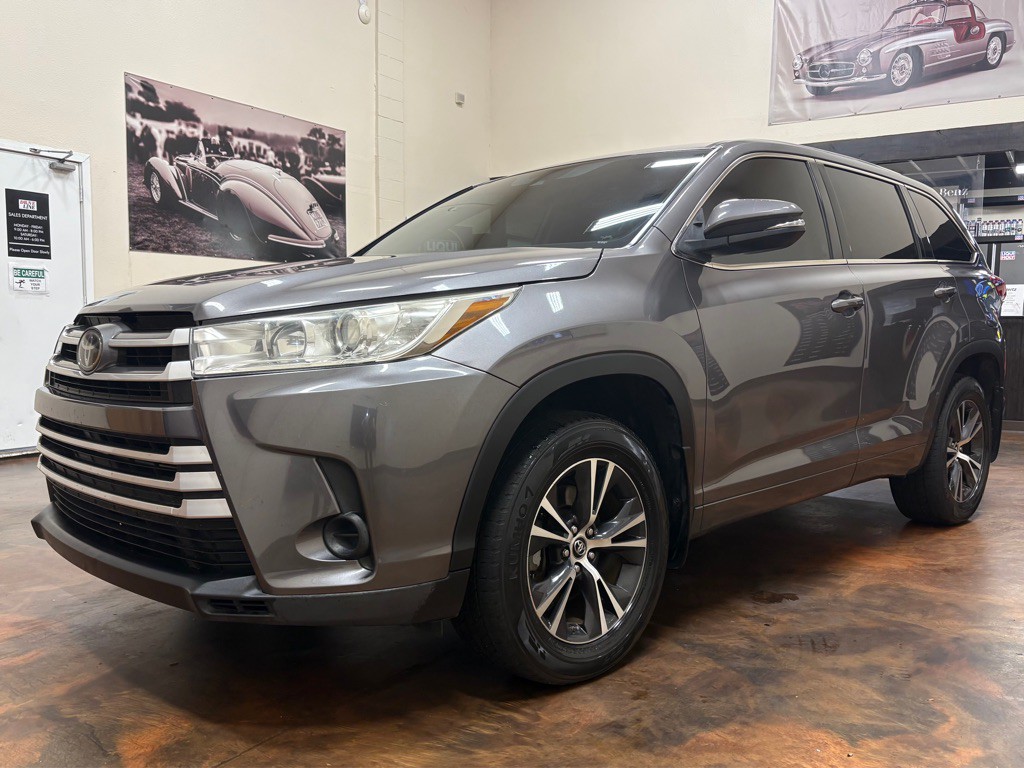 2018 Toyota Highlander Image 6