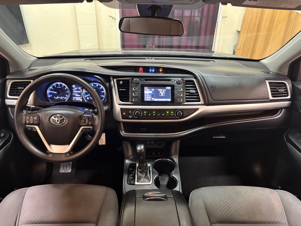2018 Toyota Highlander Image 13